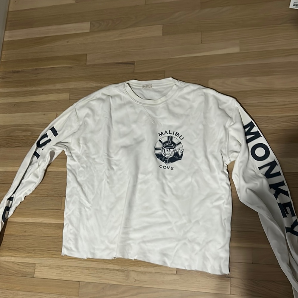 Super cute Brandy Melville long sleeve